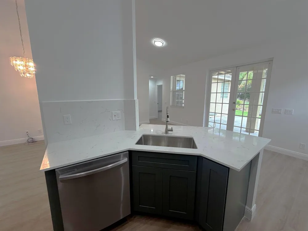 853 SAND CREEK CIRCLE Weston, FL 33327