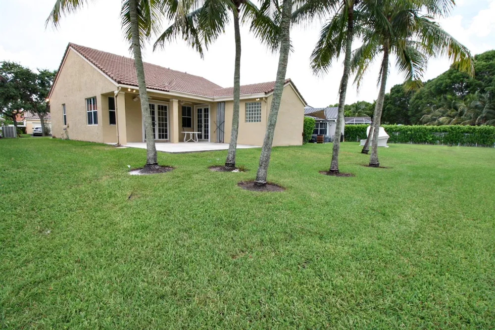 853 SAND CREEK CIRCLE Weston, FL 33327