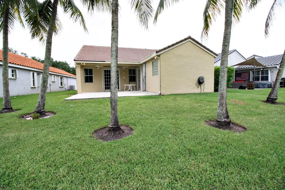 853 SAND CREEK CIRCLE Weston, FL 33327