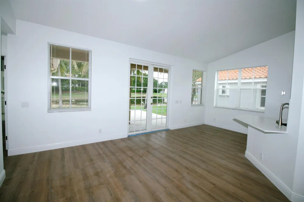 853 SAND CREEK CIRCLE Weston, FL 33327