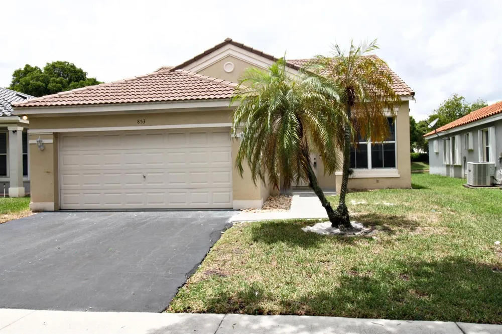853 SAND CREEK CIRCLE Weston, FL 33327