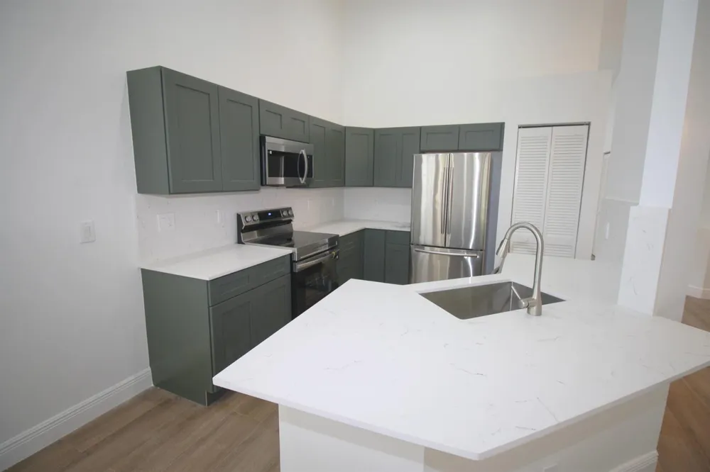 853 SAND CREEK CIRCLE Weston, FL 33327