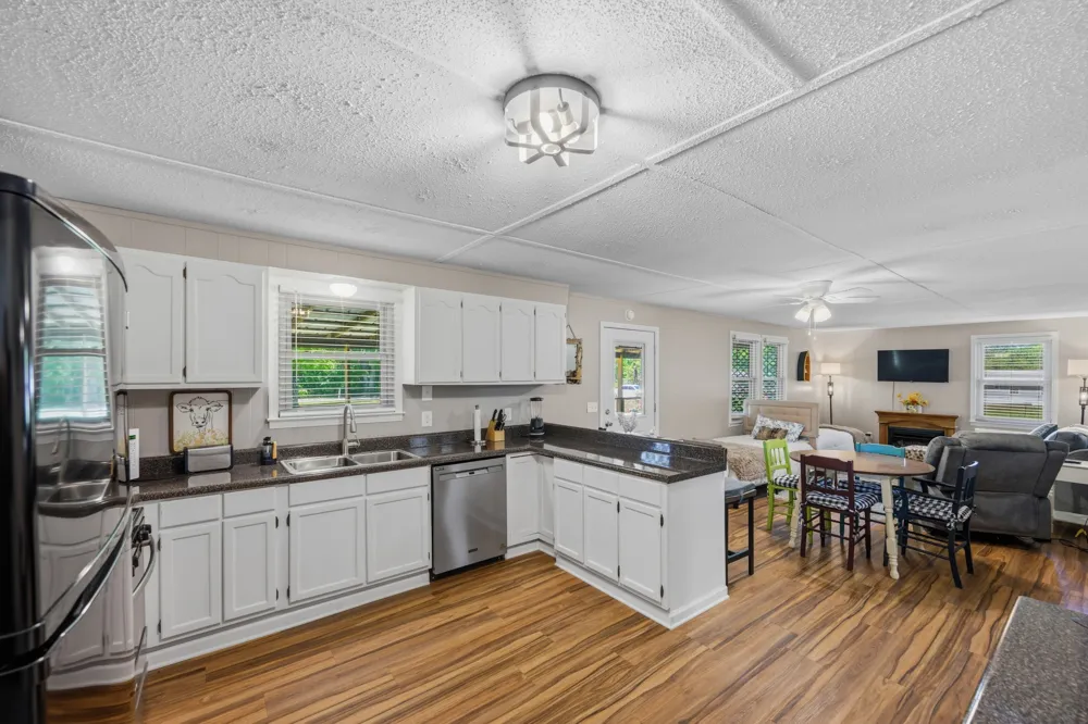 1846 Cypress Creek Rd Linden, TN 37096