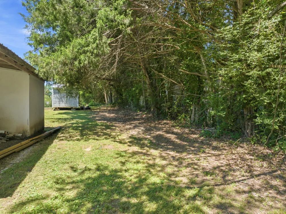 1846 Cypress Creek Rd Linden, TN 37096