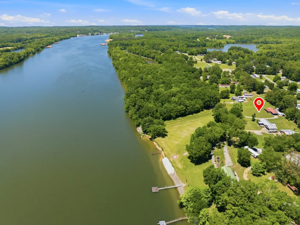 1846 Cypress Creek Rd Linden, TN 37096