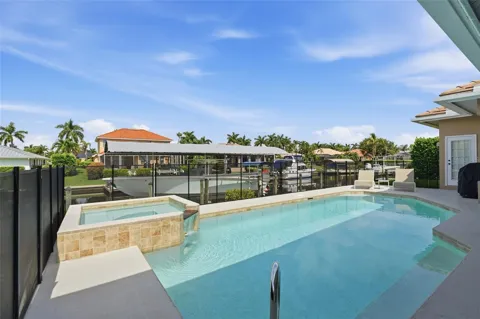 5020 SW 8TH PLACE