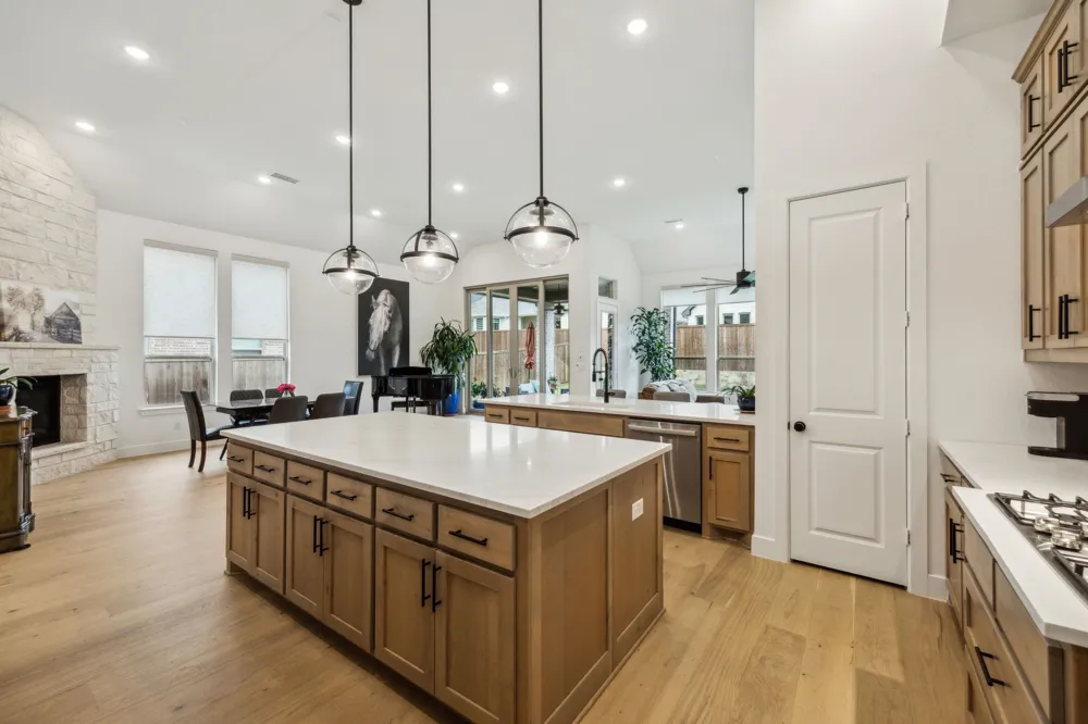 4108 Fall Aster Way Aubrey, TX 76227