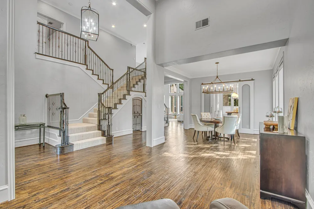 2104 Beachview Drive Flower Mound, TX 75022