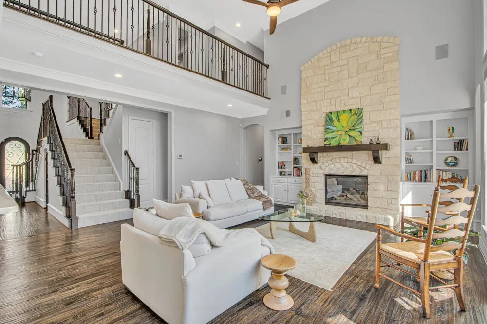 2104 Beachview Drive Flower Mound, TX 75022