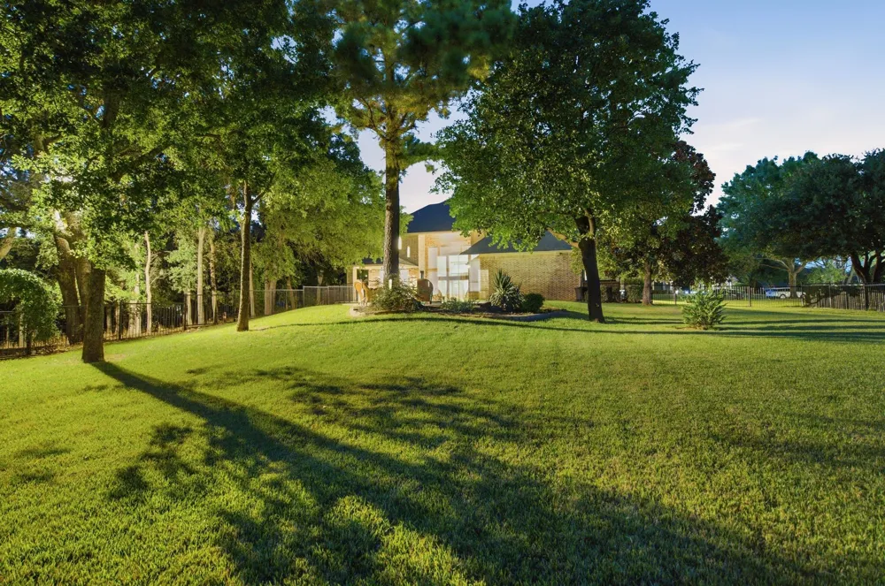 2104 Beachview Drive Flower Mound, TX 75022