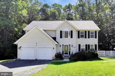 6157 TROTTERS GLEN DRIVE