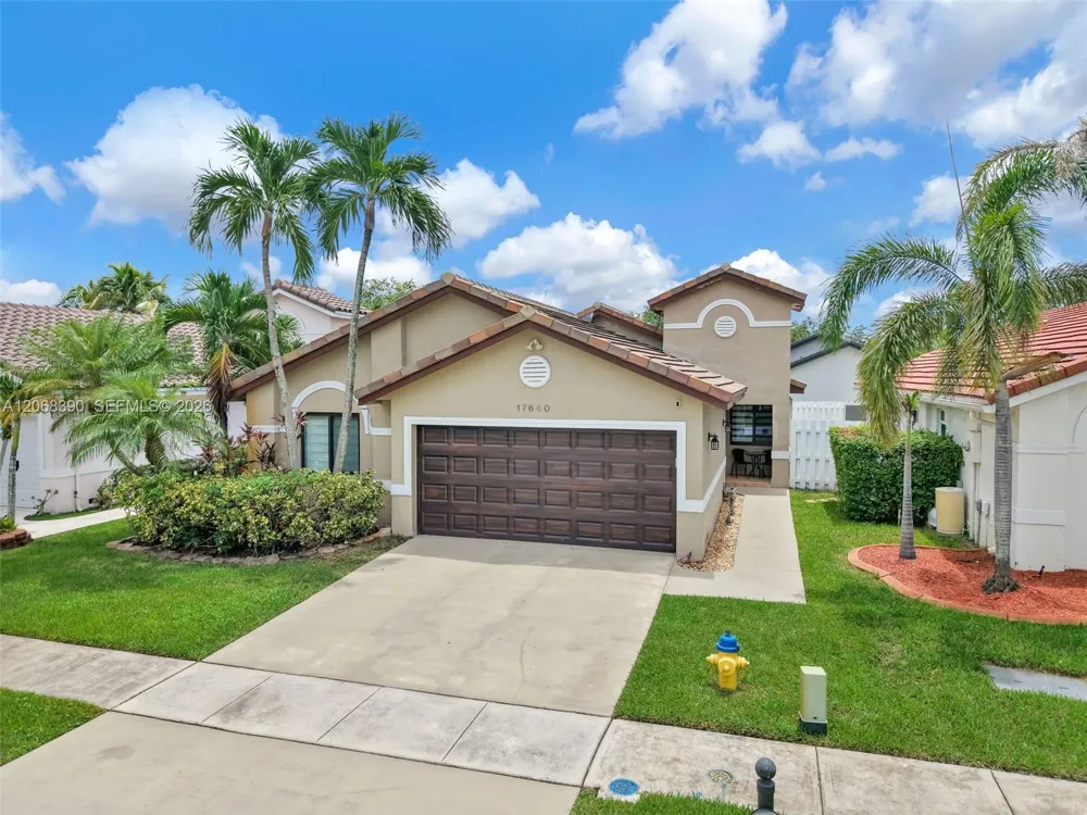 17640 SW 4th Ct Pembroke Pines, FL 33029