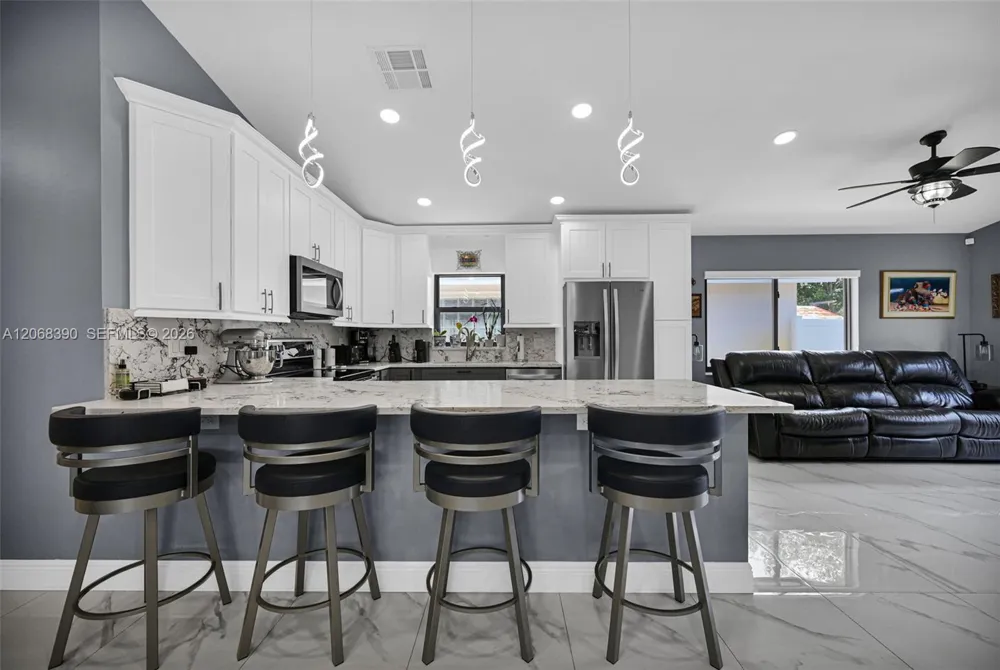 17640 SW 4th Ct Pembroke Pines, FL 33029