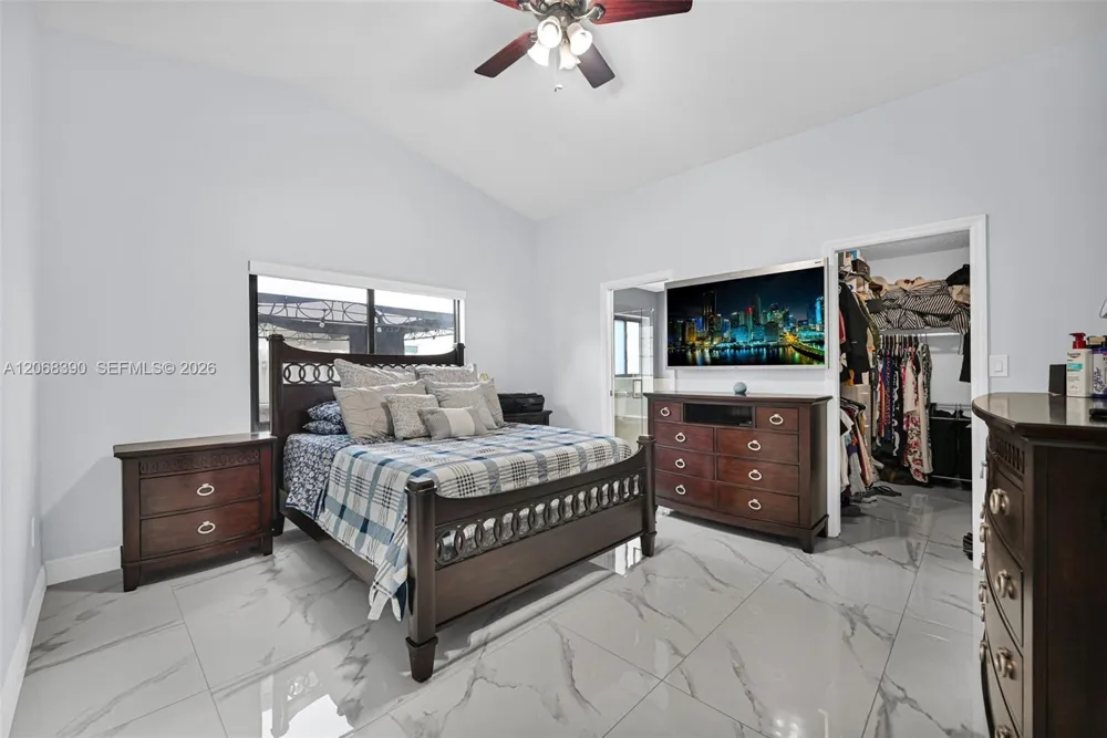 17640 SW 4th Ct Pembroke Pines, FL 33029