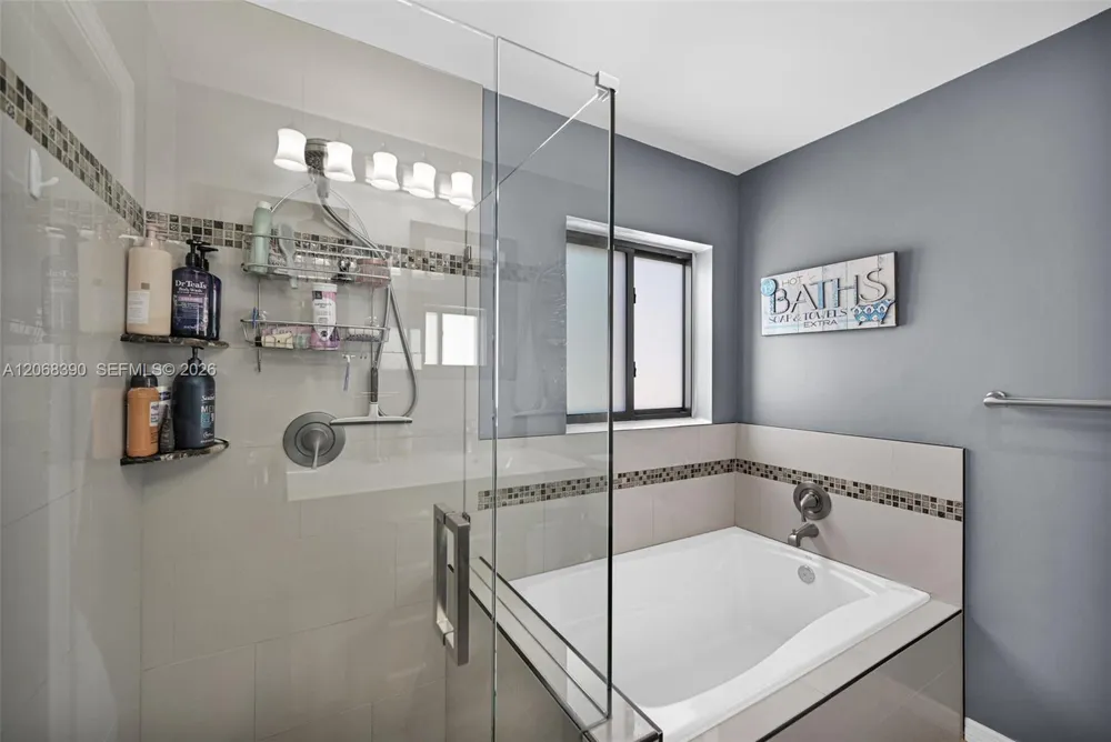 17640 SW 4th Ct Pembroke Pines, FL 33029