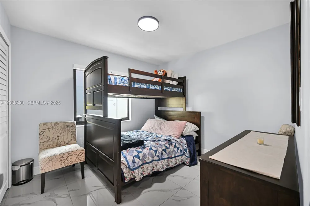 17640 SW 4th Ct Pembroke Pines, FL 33029