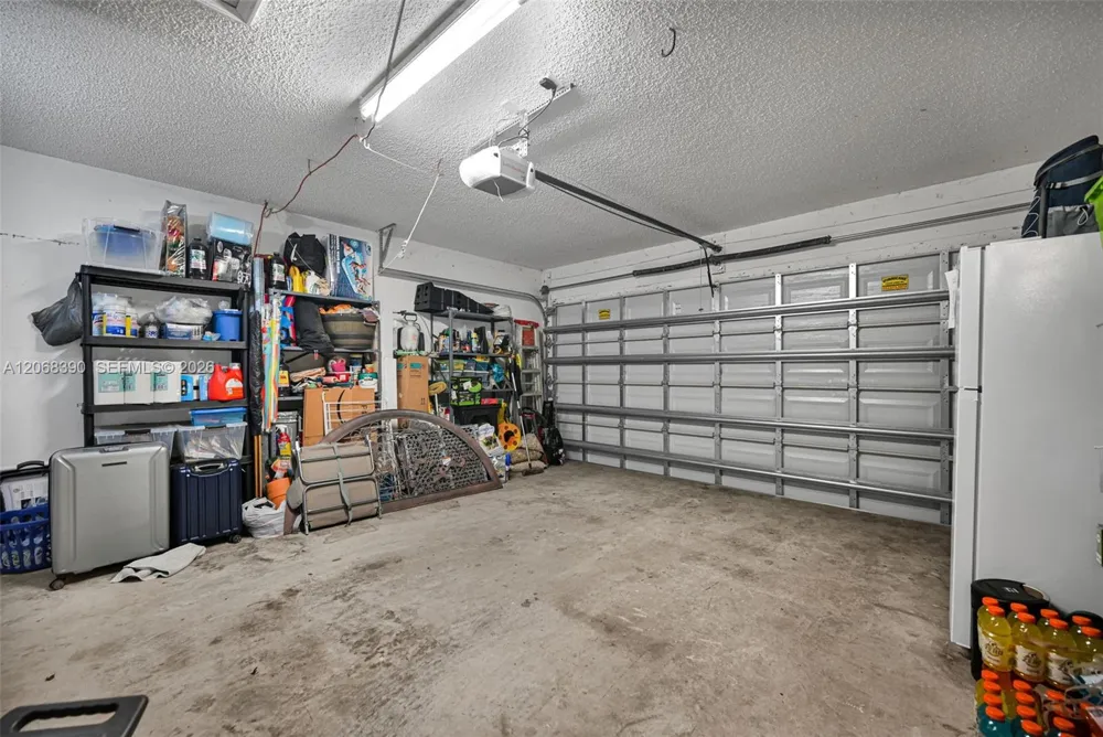 17640 SW 4th Ct Pembroke Pines, FL 33029