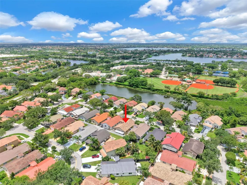 17640 SW 4th Ct Pembroke Pines, FL 33029