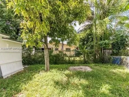 460 NW 82nd Ter Miami, FL 33150
