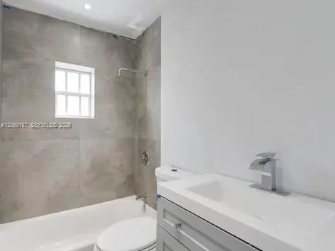 460 NW 82nd Ter Miami, FL 33150
