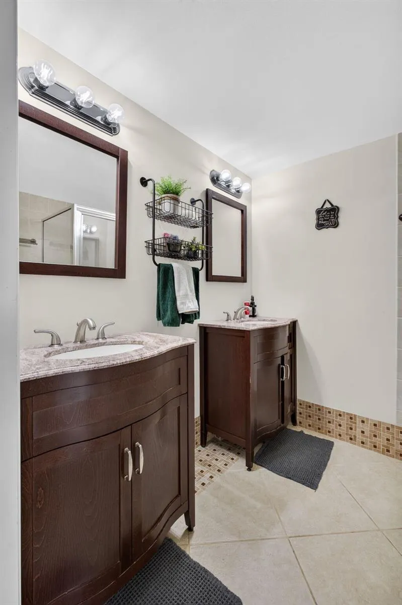 5107 51ST WAY West Palm Beach, FL 33409
