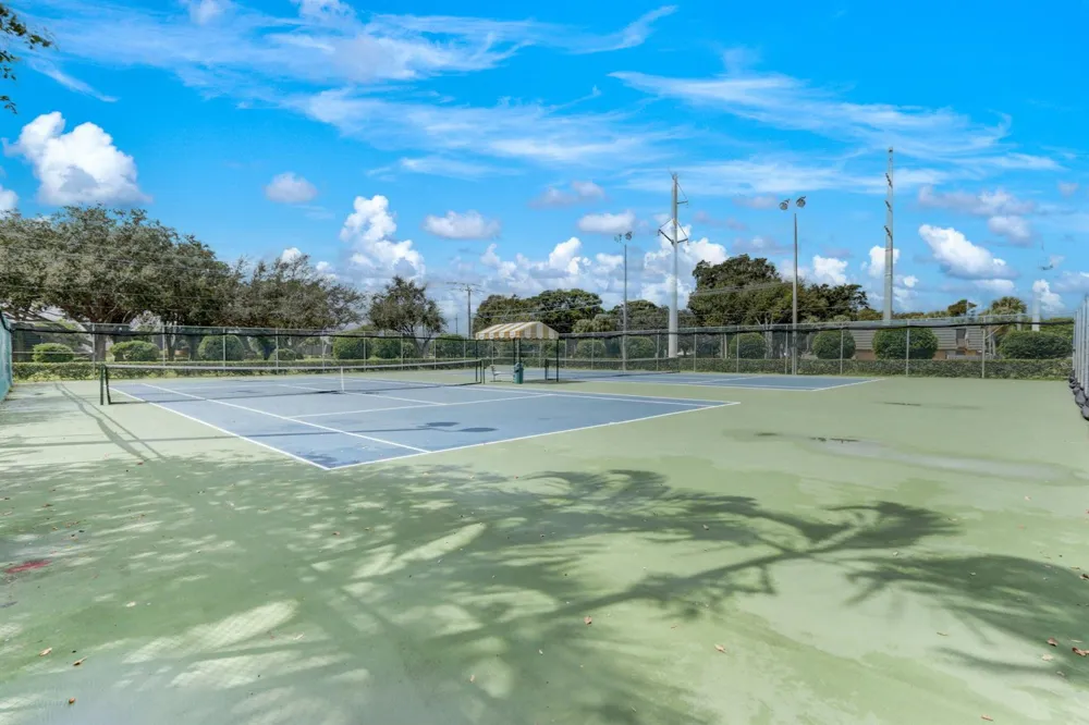 5107 51ST WAY West Palm Beach, FL 33409