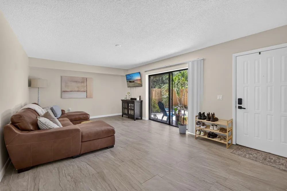 5107 51ST WAY West Palm Beach, FL 33409