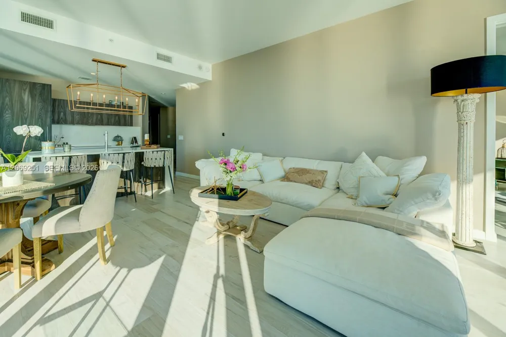 480 NE 31 ST #2601 Miami, FL 33137