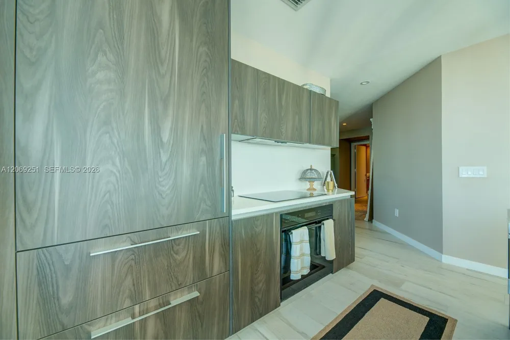 480 NE 31 ST #2601 Miami, FL 33137