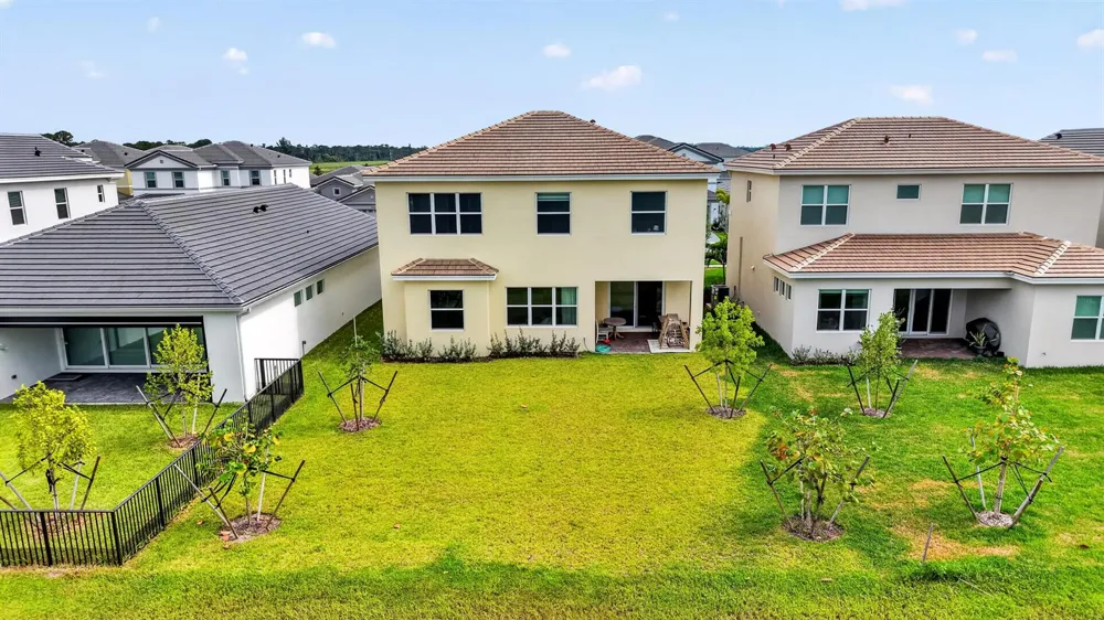 13802 Prickly Cone Cove Westlake, FL 33470
