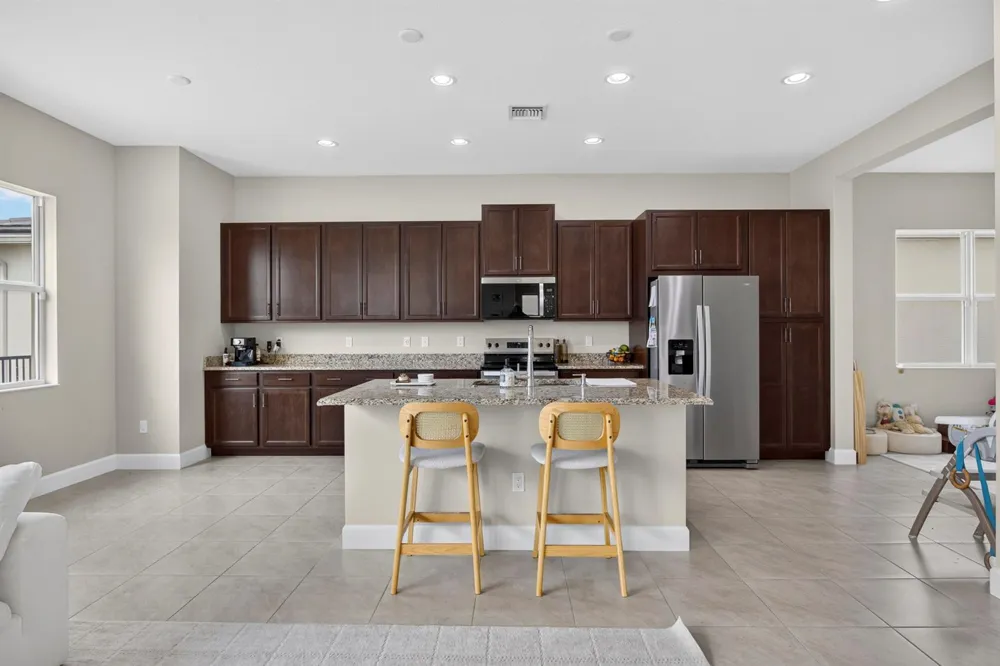13802 Prickly Cone Cove Westlake, FL 33470