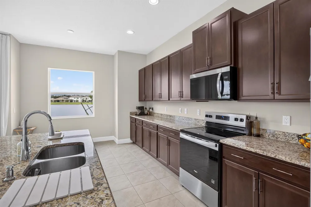 13802 Prickly Cone Cove Westlake, FL 33470