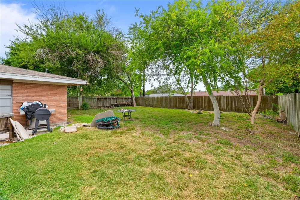 106 Rice Drive Portland, TX 78374