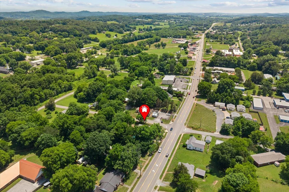 8956 Hiwassee Street NE Charleston, TN 37310