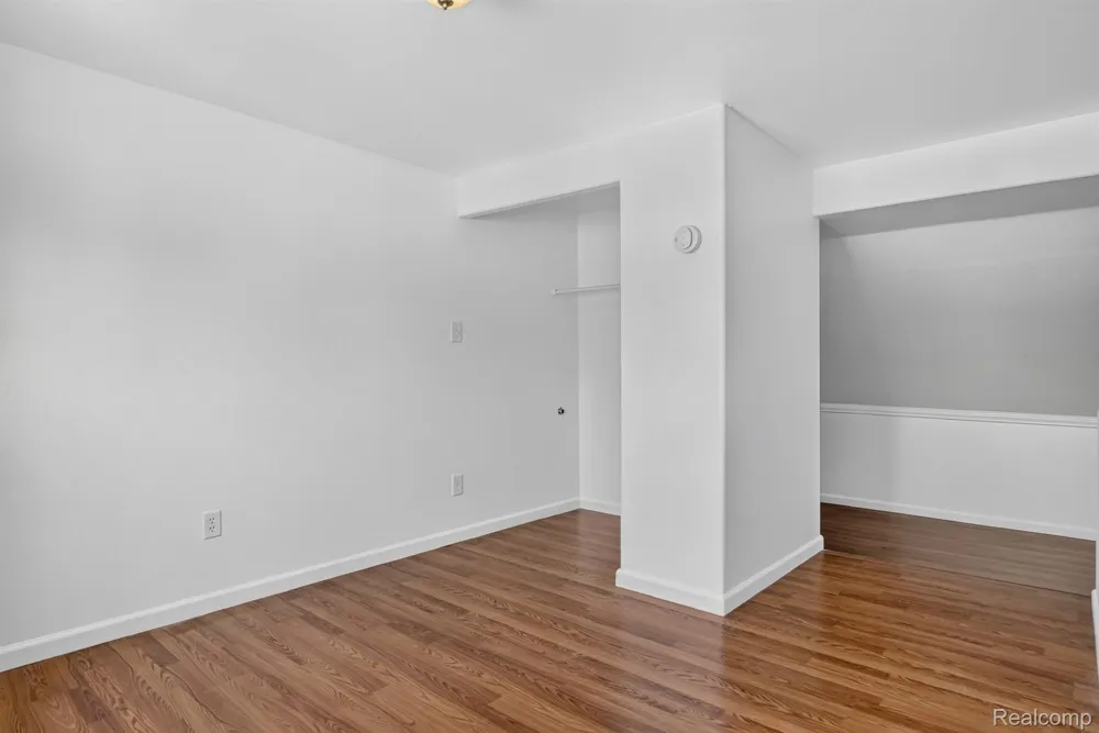 6800 Jackson Taylor City, MI 48180