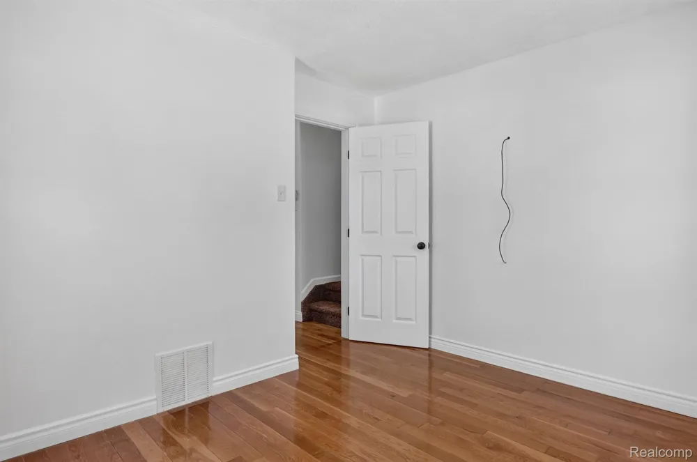 6800 Jackson Taylor City, MI 48180