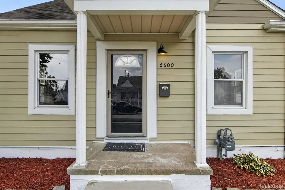 6800 Jackson Taylor City, MI 48180