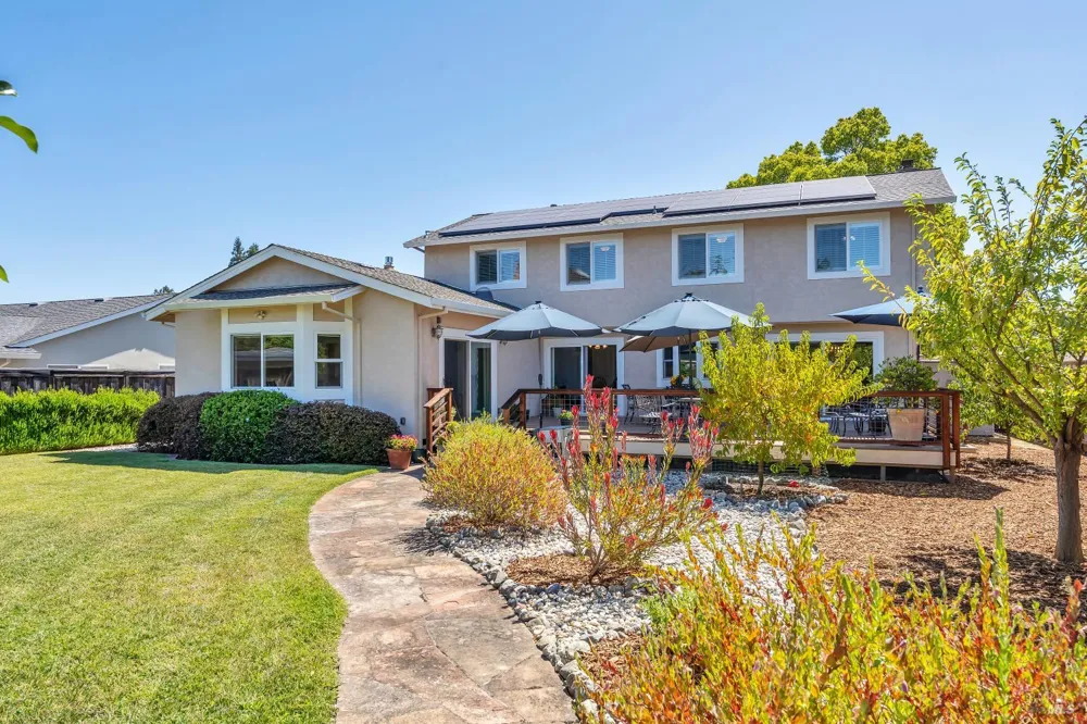 180 Apollo Court Novato, CA 94947