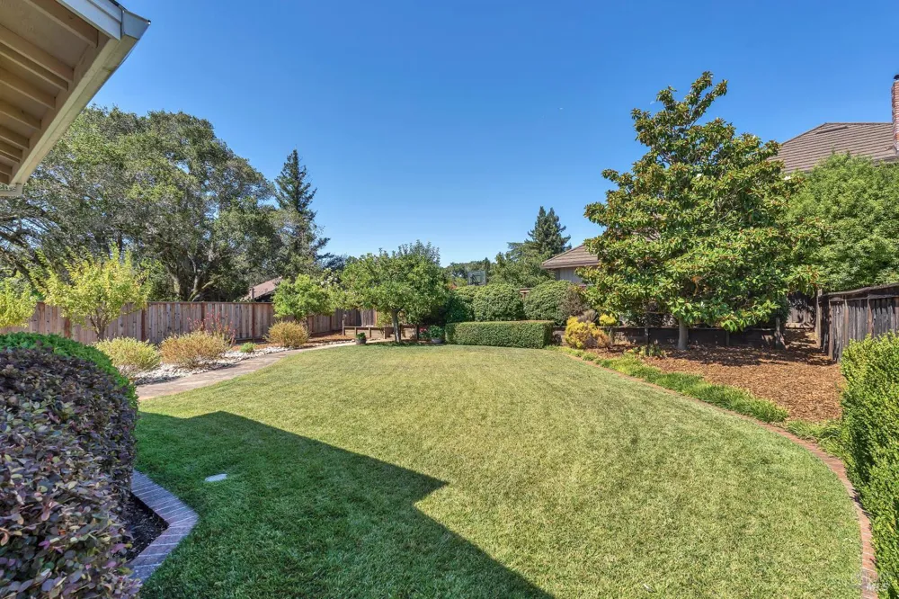 180 Apollo Court Novato, CA 94947