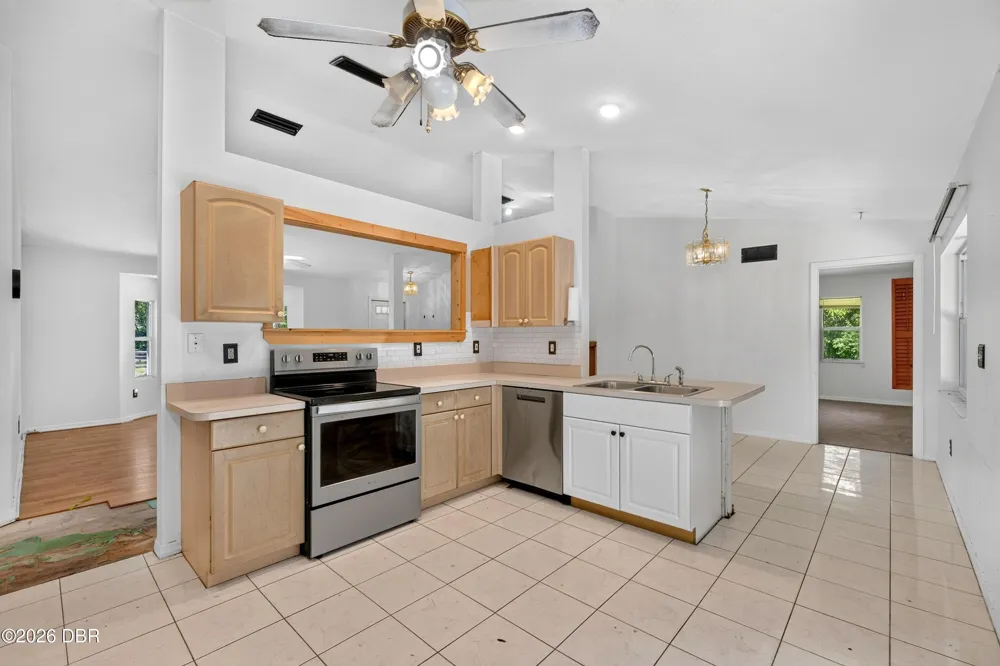 590 County Road 325 Bunnell, FL 32110