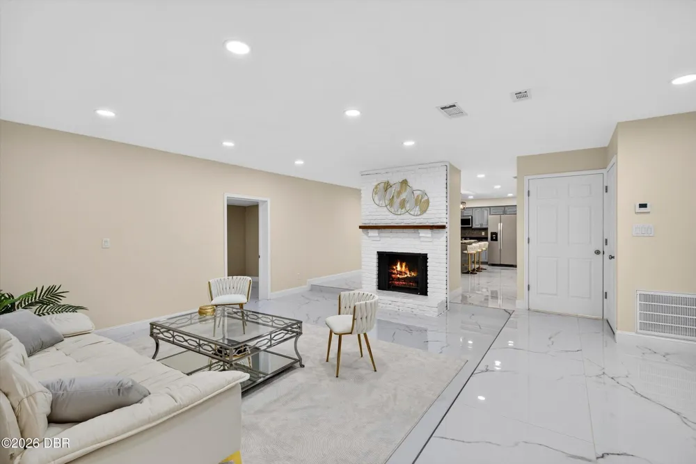 300 Scott Road Geneva, FL 32732