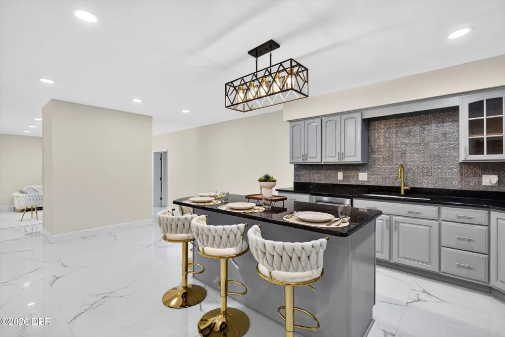 300 Scott Road Geneva, FL 32732