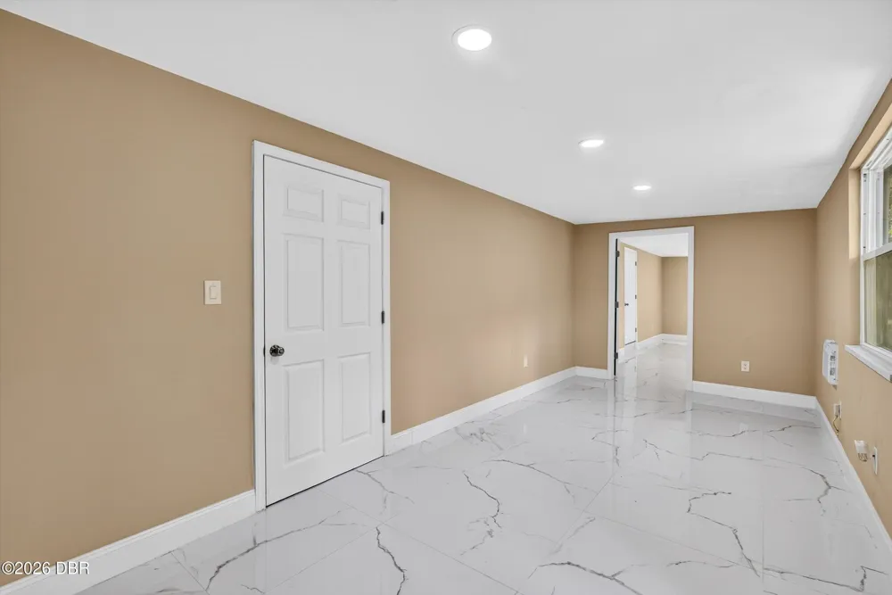300 Scott Road Geneva, FL 32732