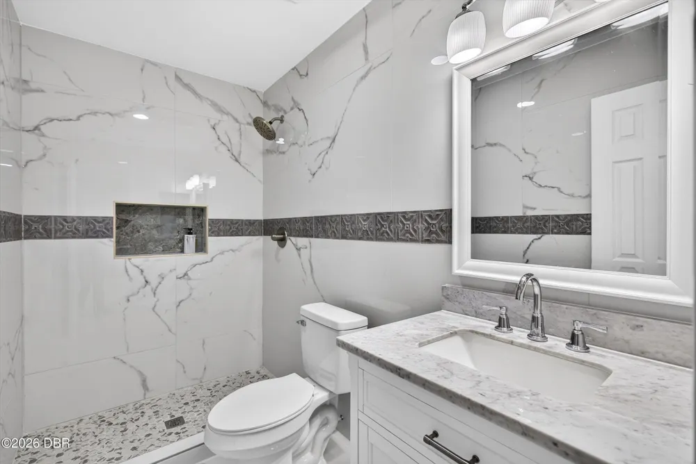 300 Scott Road Geneva, FL 32732