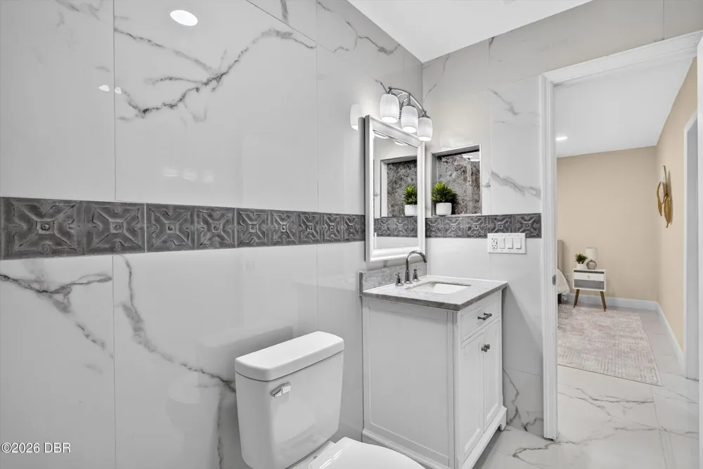 300 Scott Road Geneva, FL 32732