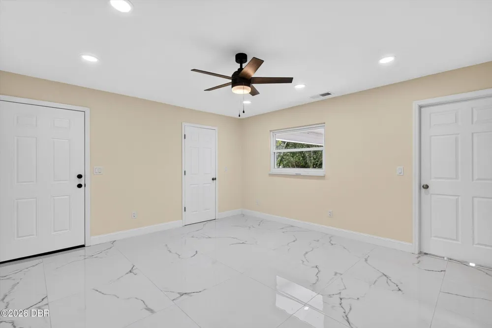 300 Scott Road Geneva, FL 32732