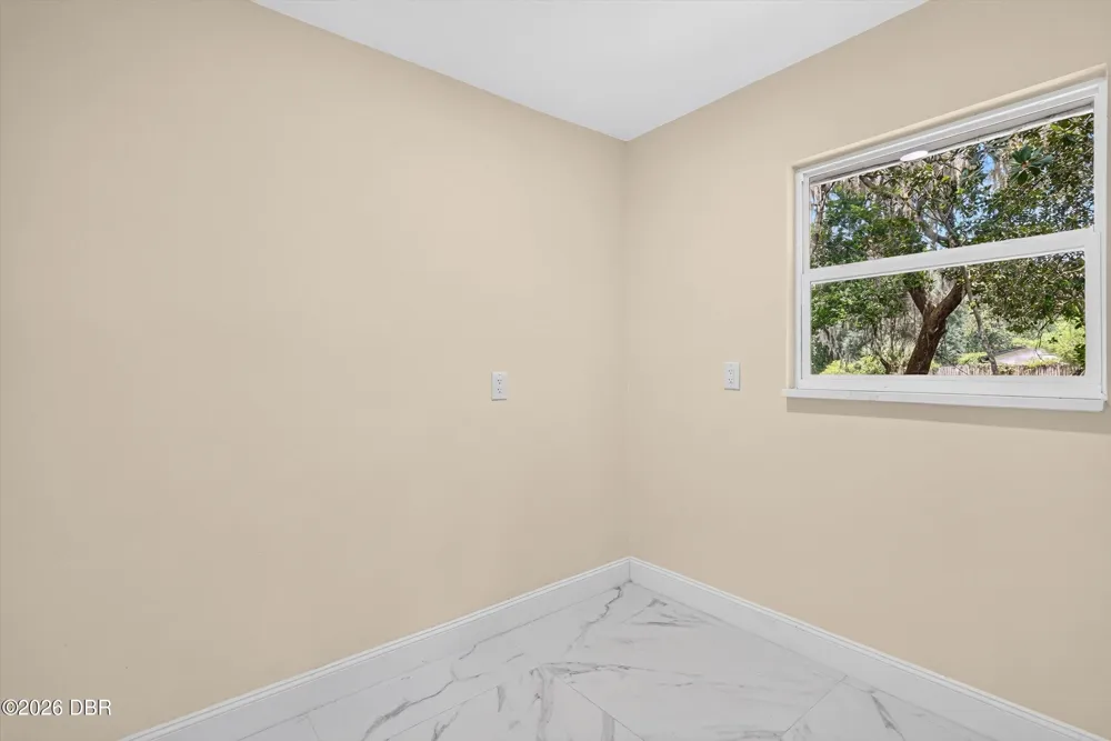 300 Scott Road Geneva, FL 32732