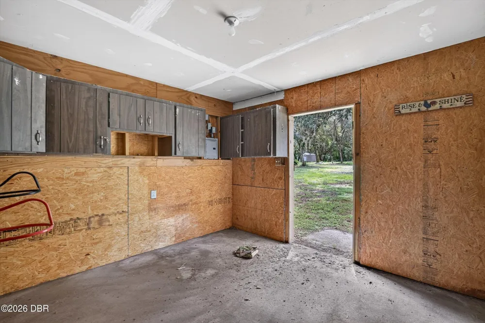 300 Scott Road Geneva, FL 32732