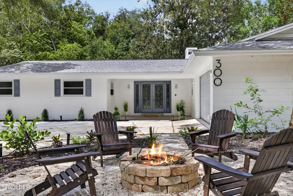300 Scott Road Geneva, FL 32732