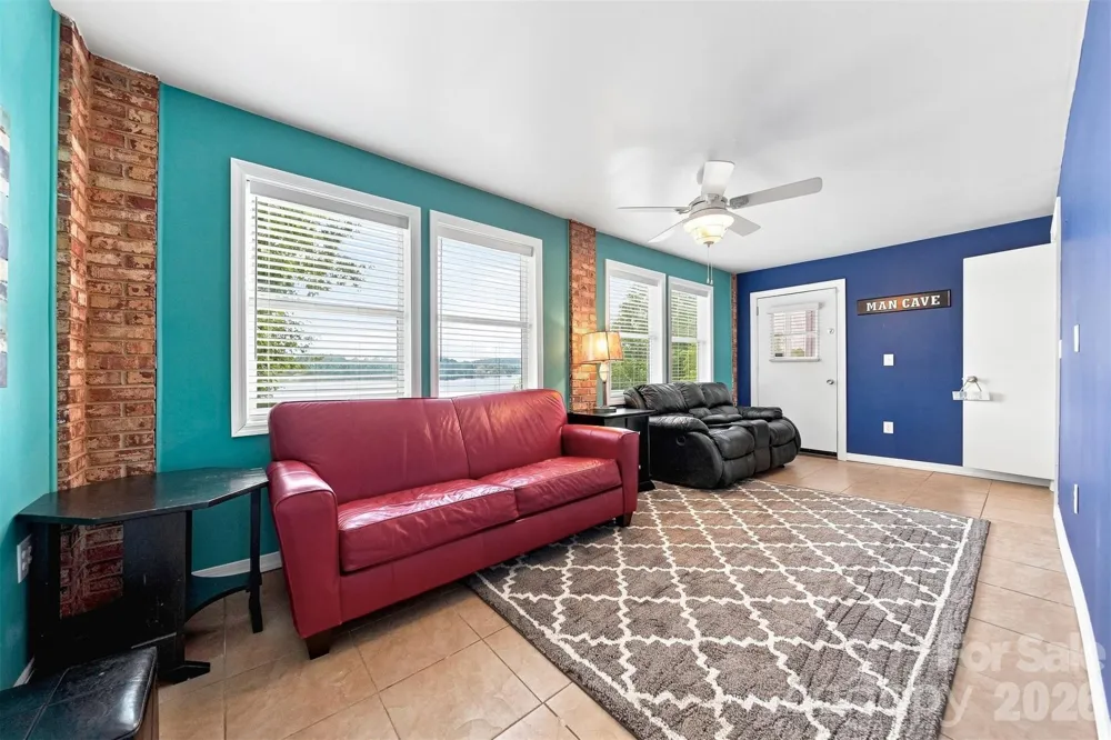 220 Lakeshore Lane Taylorsville, NC 28681